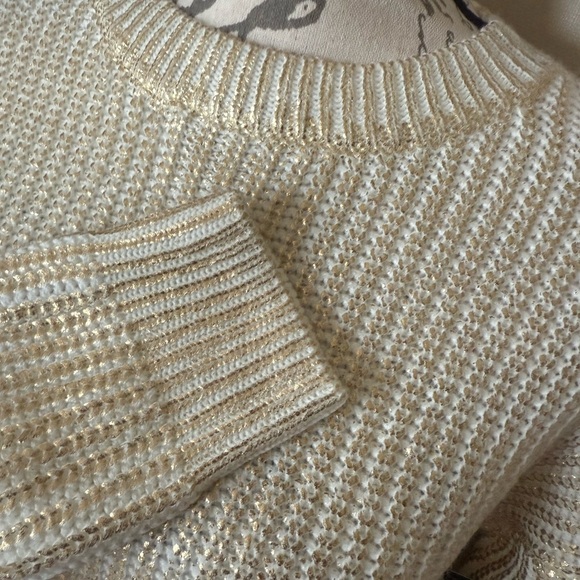 Madden Girl Cream and Gold Crew Neck Sweater 69.00 NWT - Picture 10 of 15
